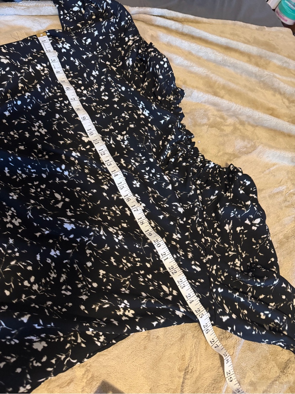 Time and Tru Black Floral Tie Neck Blouse XXL 20 Career Girl Office Feminine - Picture 7 of 8